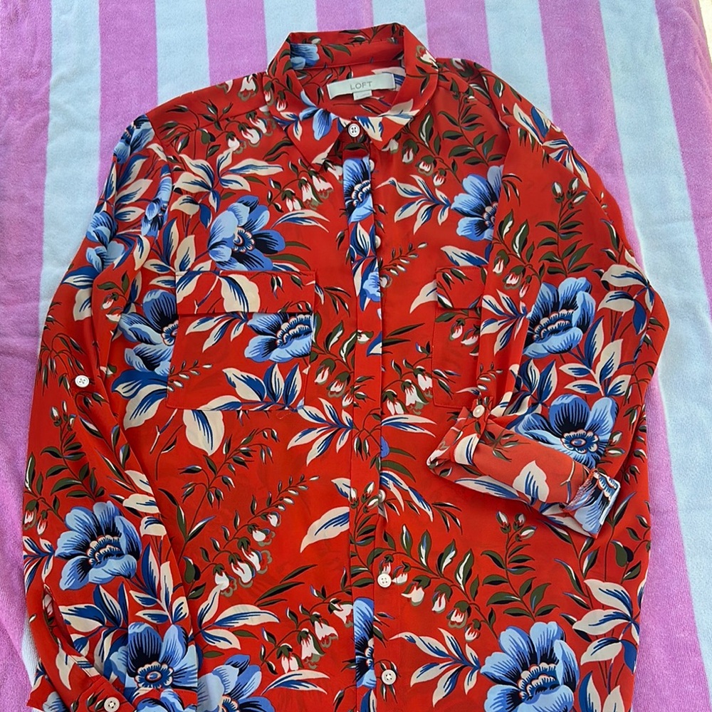 LOFT Red and Blue Casual Button Down Shirt with Floral Design